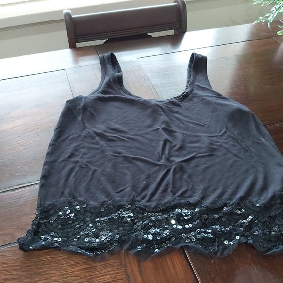 AMERICAN EAGLES  OUTFITTERS SPARKLY TANK// - Picture 2 of 3